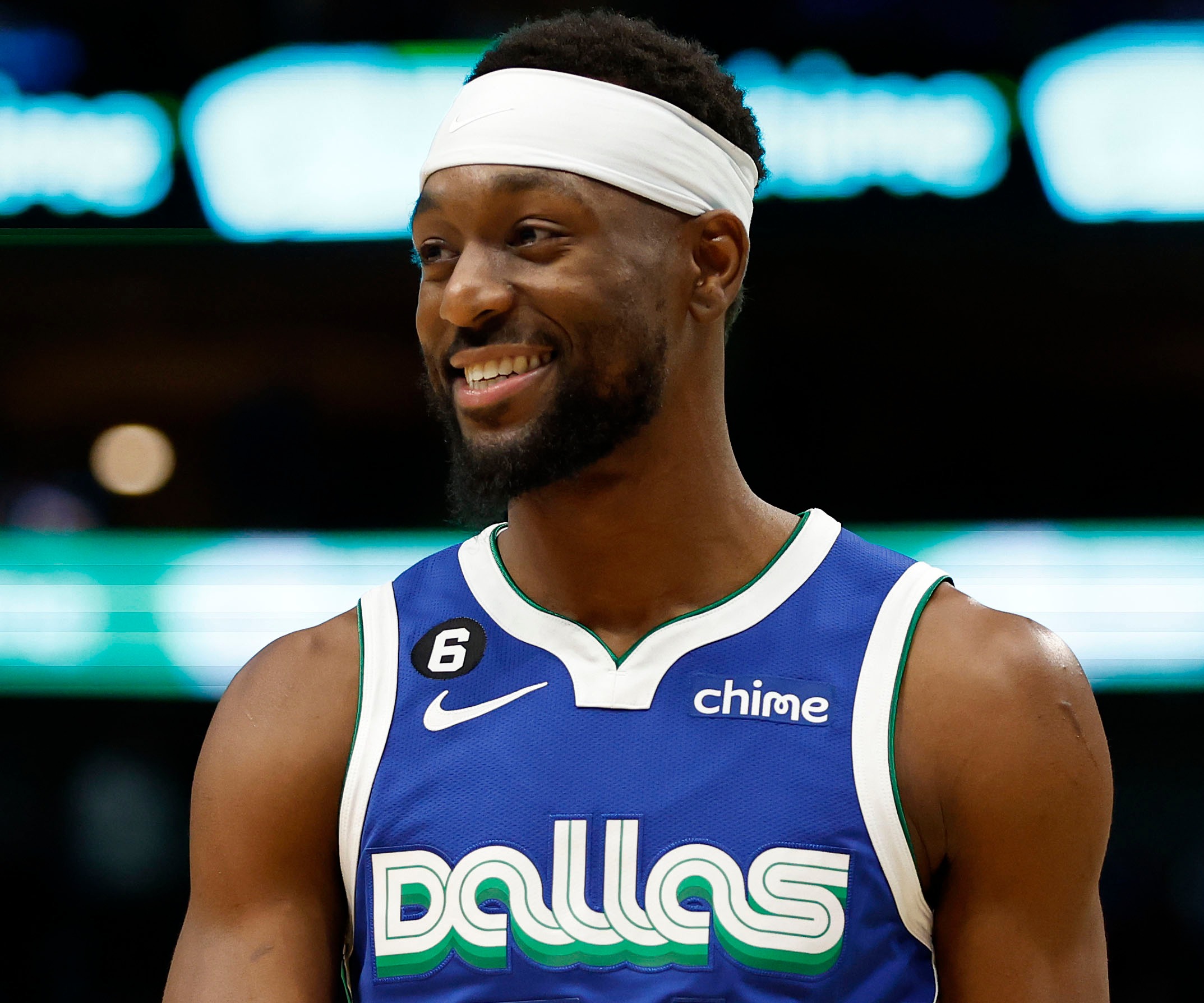 是训练馆里 是训练馆里