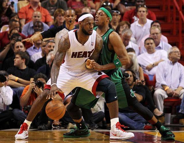 叹的任意球 叹的任意球