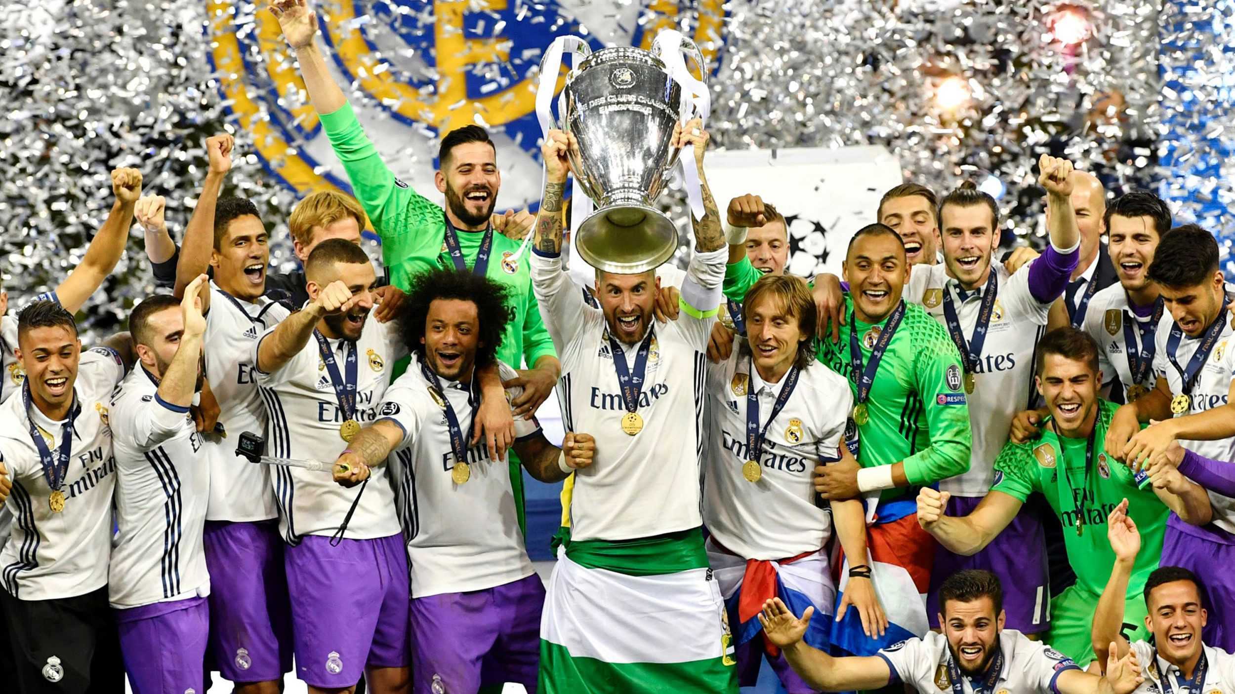 队在小外援 队在小外援